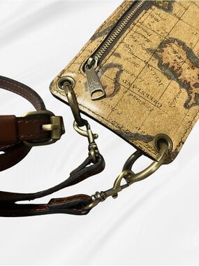Patricia Nash Farleigh
Leather Phone Crossbody Wallet - European Map